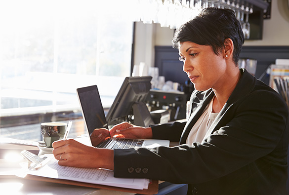 woman working on her laptop